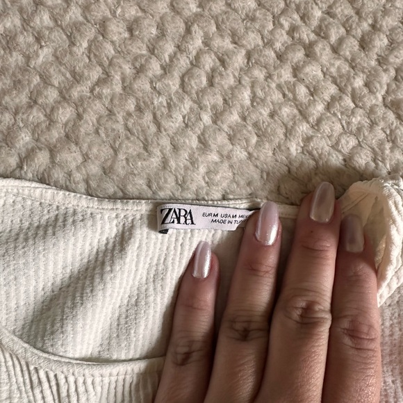 Zara Off-White Ribbed Top - Picture 2 of 2